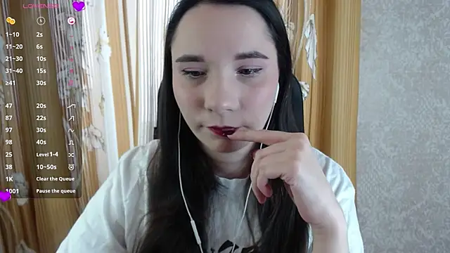 Snapshot of KateForLove chatting on March 13, 2025, 10:15 am KateForLove online show from March 13, 2025, 10:15 am