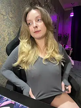 Lina ly online show from May 24, 2026, 8:09 pm