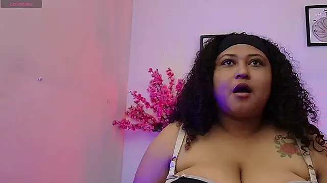 Ayliinn  online show from July 24, 2026, 7:43 pm