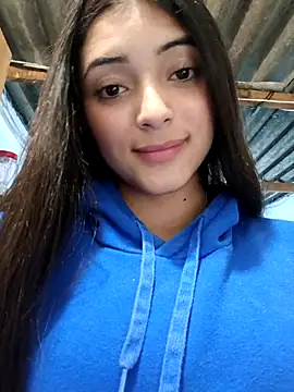 Snapshot of Valen_Person chatting on October 4, 2025, 11:39 pm Valen Person online show from October 4, 2025, 11:39 pm