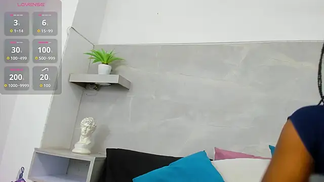 Liz ortega30 online show from March 4, 2026, 11:40 am