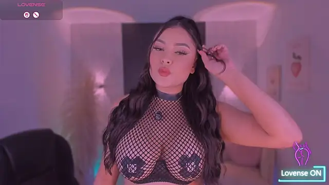 IvyJonesX online show from July 23, 2026, 5:42 pm