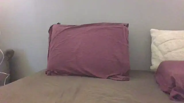 Valentinette online show from June 14, 2026, 12:28 pm