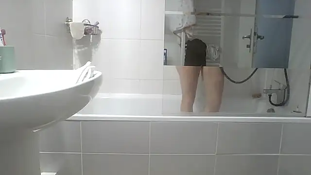 Valentinette online show from March 16, 2026, 10:52 am