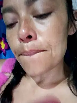 Snapshot of sarayulith chatting on February 19, 2026, 1:08 pm sarayulith online show from February 19, 2026, 1:08 pm