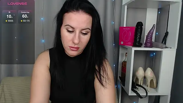 Snapshot of JuliyaMayss chatting on October 3, 2025, 2:48 am JuliyaMayss online show from October 3, 2025, 2:48 am