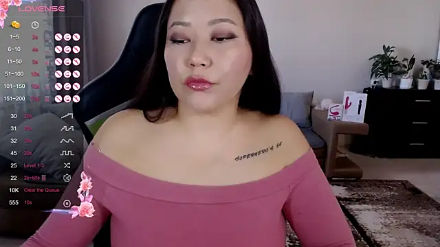 Snapshot of LisaAsianFlower chatting on September 10, 2025, 3:49 am LisaAsianFlower online show from September 10, 2025, 3:49 am