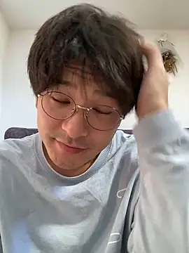 Snapshot of waka3232 chatting on October 2, 2025, 12:36 am waka3232 online show from October 2, 2025, 12:36 am