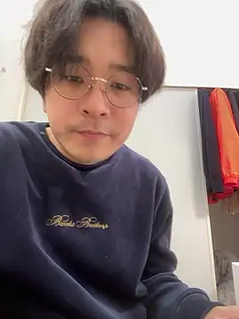 waka3232 online show from February 5, 2026, 1:56 am