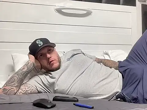 Snapshot of Thegreatwhitepipe chatting on October 7, 2025, 9:54 am Thegreatwhitepipe online show from October 7, 2025, 9:54 am