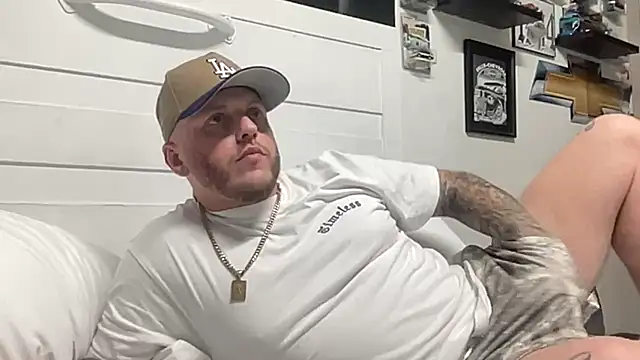 Snapshot of Thegreatwhitepipe chatting on September 18, 2025, 10:18 am Thegreatwhitepipe online show from September 18, 2025, 10:18 am