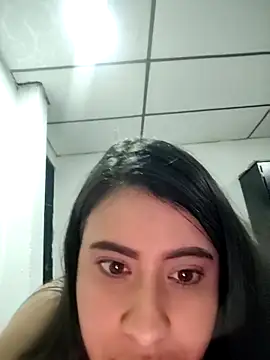 Snapshot of mialorents chatting on March 1, 2026, 2:11 am mialorents online show from March 1, 2026, 2:11 am