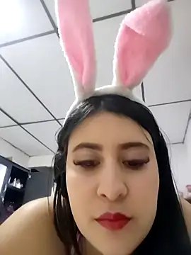 mialorents online show from October 31, 2025, 4:47 pm