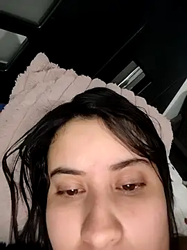 Snapshot of mialorents chatting on February 6, 2026, 8:38 pm mialorents online show from February 6, 2026, 8:38 pm