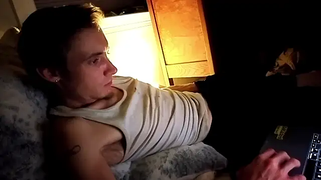 Ilovepussy1911 online show from July 13, 2026, 2:27 pm