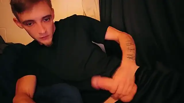 Ilovepussy1911 online show from August 3, 2026, 4:24 pm