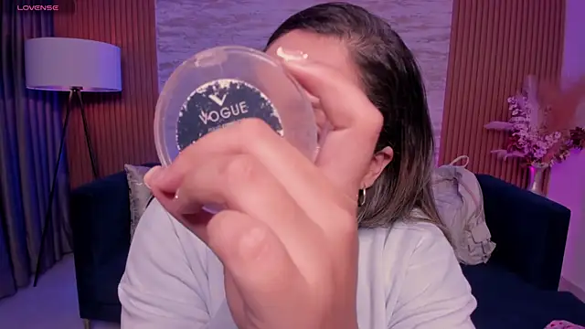 heidy johns online show from November 5, 2025, 3:20 am