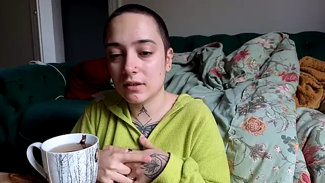 OllympeKaii online show from November 10, 2025, 8:08 am