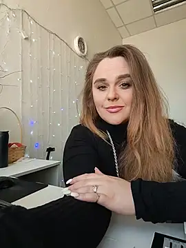 Snapshot of Juicy_PeachLux chatting on May 22, 2026, 7:50 am Juicy PeachLux online show from May 22, 2026, 7:50 am
