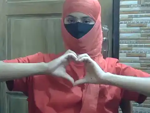 OliviaIslamm online show from March 6, 2025, 4:07 pm