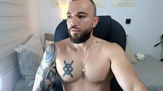 Isaac Carter online show from September 23, 2025, 11:06 am