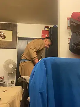 Feendy17 online show from February 25, 2026, 7:52 am