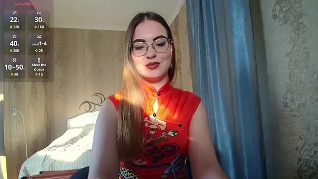 Snapshot of Leila_Kissyu chatting on May 7, 2026, 3:37 pm Leila Kissyu online show from May 7, 2026, 3:37 pm