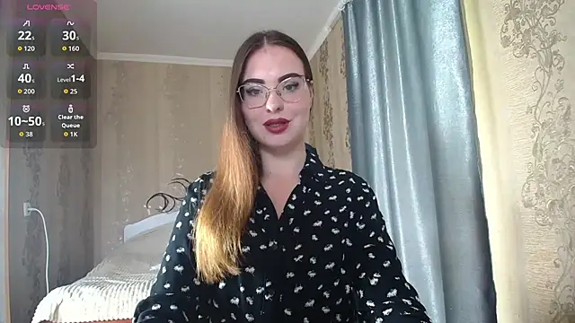 Snapshot of Leila_Kissyu chatting on April 26, 2026, 9:50 am Leila Kissyu online show from April 26, 2026, 9:50 am