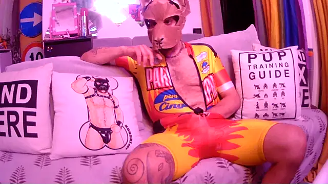danix wild wolf online show from May 31, 2026, 11:16 pm