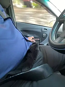 Snapshot of dam-her-boy chatting on February 27, 2026, 11:32 am dam-her-boy online show from February 27, 2026, 11:32 am