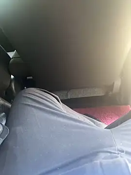 Snapshot of dam-her-boy chatting on March 11, 2026, 8:30 am dam-her-boy online show from March 11, 2026, 8:30 am