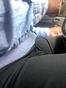 Snapshot of dam-her-boy chatting on January 7, 2026, 4:50 am dam-her-boy online show from January 7, 2026, 4:50 am