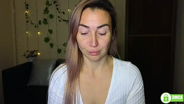 Kiss julli88I online show from November 18, 2025, 6:22 pm