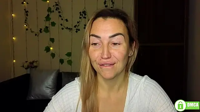 Kiss julli88I online show from November 29, 2025, 6:30 pm