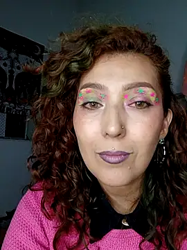 Luz delunaa online show from January 11, 2026, 3:35 am