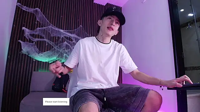 troy rouge online show from October 29, 2025, 7:13 pm