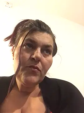 Curvy-Essex-Milf online show from March 23, 2025, 12:47 am