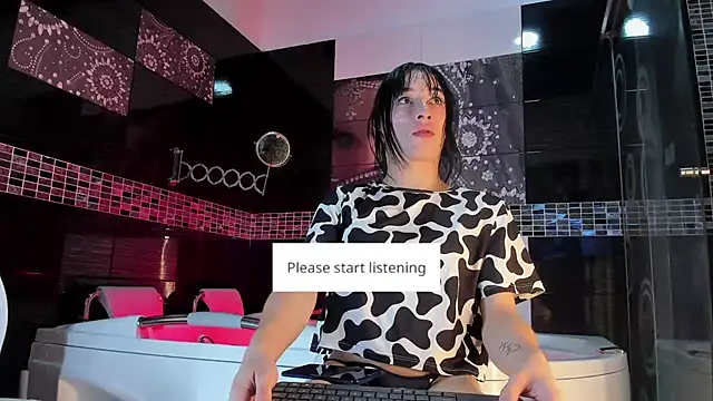 Small Hot19 online show from October 23, 2025, 10:47 am