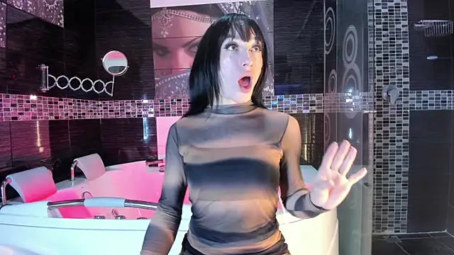 Small Hot19 online show from October 10, 2025, 10:16 am