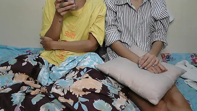 Snapshot of NaughtyThrouple007 chatting on November 1, 2025, 5:51 pm NaughtyThrouple007 online show from November 1, 2025, 5:51 pm