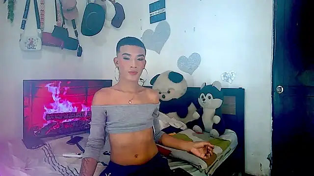 KimberlyXtreme online show from November 14, 2025, 11:30 pm