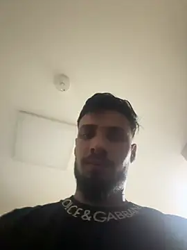 Pennys19CM online show from February 15, 2026, 2:23 am