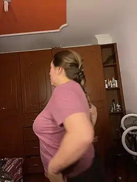 Snapshot of Luna-nevada chatting on February 10, 2026, 5:28 am Luna-nevada online show from February 10, 2026, 5:28 am