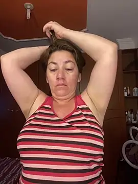 Snapshot of Luna-nevada chatting on February 2, 2026, 10:25 am Luna-nevada online show from February 2, 2026, 10:25 am