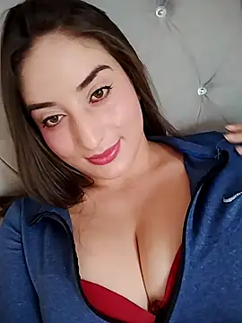 KARINA FLOWER  online show from October 19, 2025, 10:12 pm