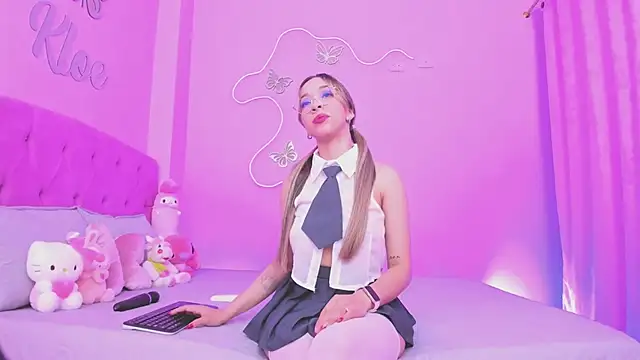 KloeJonnes  online show from March 29, 2026, 3:30 am