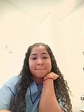 Snapshot of Paula6Colombia chatting on February 4, 2026, 9:21 pm Paula6Colombia online show from February 4, 2026, 9:21 pm