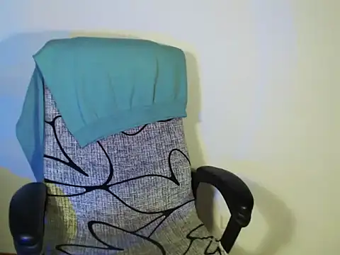 Hannah Kiim online show from March 9, 2026, 9:07 pm