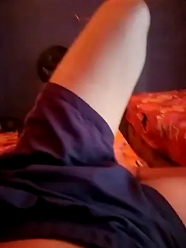 janecleoson online show from December 16, 2025, 2:43 pm