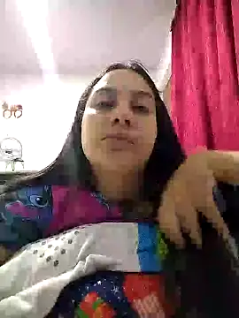 Snapshot of esmeralda_jadees chatting on January 18, 2026, 2:20 pm esmeralda jadees online show from January 18, 2026, 2:20 pm